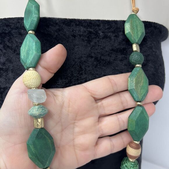 Chico's Necklace Green Wood Beads Wooden & Glass Lightweight Longline Necklace - Picture 4 of 8